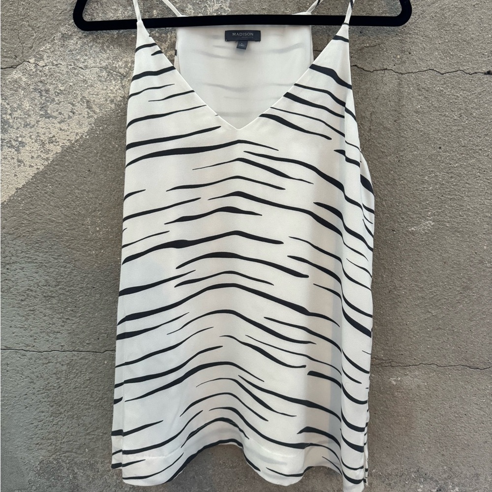 Madison zebra print tank. Size large
